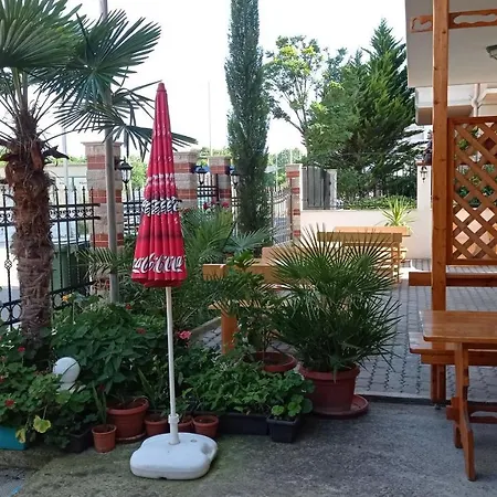Desi House 302b Cozy Studio نيسيبار