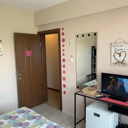 Desi House 302b Cozy Studio *