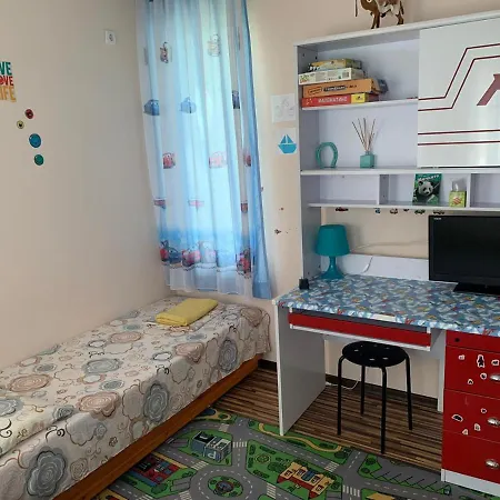 Desi House 302b Cozy Studio شقة نيسيبار