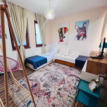 Desi House 302 B Cozy Apartment *